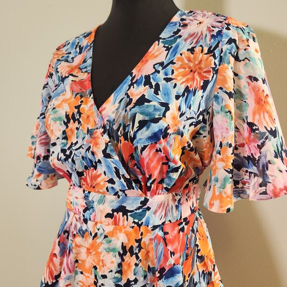 UMGEE Floral Romper with Tie Waist, Size Small - Picture 5 of 13